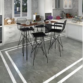 Kenzlife Hem105Zengin 140x40 cm Ceviz Siyah Masa ve 4 Adet Siyah Kolçaklı Sandalye Takımı