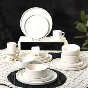 Keramika Mat Beyaz Stackable Yemek / Kahvaltı Takımı