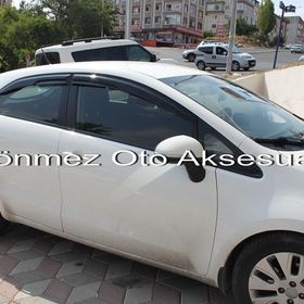 Kia Rio 2012-2016 Mugen Cam Rüzgarlığı