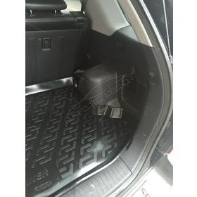 Kia Sportage Siyah Bagaj Havuzu