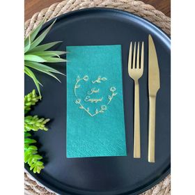 Kidspartim 16'lı Gold Yaldızlı Yeşil Kalp Çelenk Just Engaged Peçete