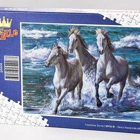King Of Puzzle Deniz Kenarında Atlar 500 Parça Puzzle