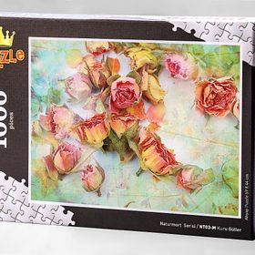 King Of Puzzle Kuru Güller 1000 Parça Puzzle