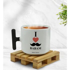 Kişiye Özel Babamı Seviyorum Tasarımlı Siyah T Kulplu Middle Kupa