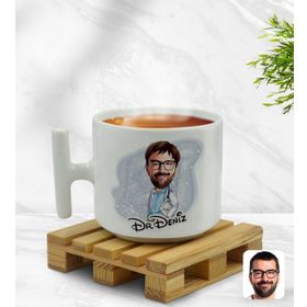 Kişiye Özel Erkek Doktor Karikatürlü Beyaz Kupa Bardak