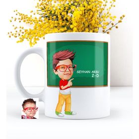 Kişiye Özel Erkek Öğrenci Karikatürlü Beyaz Kupa Bardak
