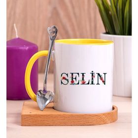 Kişiye Özel İsim Yazılı Ahşap Altlıklı Sarı Kupa Bardak