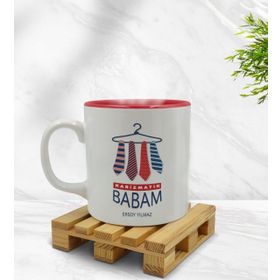 Kişiye Özel Karizmatik Babam Tasarımlı İçi Kırmızı Renkli Model 1 Kupa