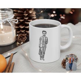 Kişiye Özel Tam Boy Karakalem Erkek Karikatürlü Beyaz Kupa
