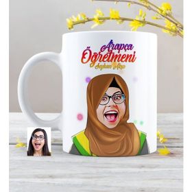 Kişiye Özel Tesettürlü Bayan Öğretmen Karikatürlü Beyaz Kupa Bardak