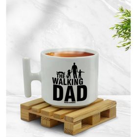 Kişiye Özel Walking Dad Tasarımlı T Kulplu Beyaz Middle Kupa