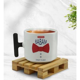 Kişiye Özel Yakışıklı Babam Tasarımlı Siyah T Kulplu Middle Kupa
