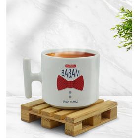 Kişiye Özel Yakışıklı Babam Tasarımlı T Kulplu Beyaz Middle Kupa