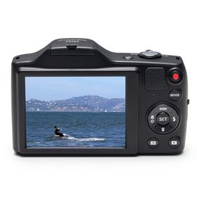 Kodak Pixpro FZ152 Dijital Fotoğraf Makinesi