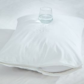 Komfort Home 50x70 cm Fermuarlı Sıvı Geçirmez Yastık Alezi