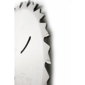Konig 250x3,2x30x24z Elmas Uçlu Atlamalı Testere