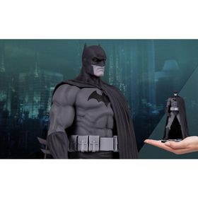 Kotobukiya Batman Black & White Jim Lee Statue Figür
