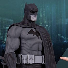 Kotobukiya Batman Black & White Jim Lee Statue Figür