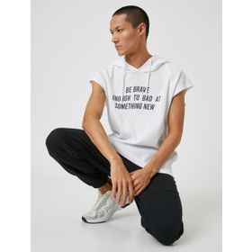 Koton 000 Beyaz Basic Kapşonlu Spor Slogan Baskılı Kolsuz Erkek T-shirt