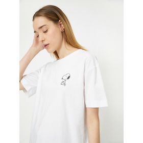 Koton 0YAL18152IK001 Snoopy Baskılı Bisiklet Yaka Kısa Kollu Lisanslı Kadın T-shirt