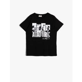 Koton 0YKB11541MK000 Atatürk Lisanslı Baskılı Pamuklu Kısa Kollu Bisiklet Yaka Erkek Çocuk T-Shirt