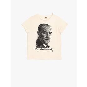 Koton 0YKB11541MK000 Atatürk Lisanslı Baskılı Pamuklu Kısa Kollu Bisiklet Yaka Erkek Çocuk T-Shirt