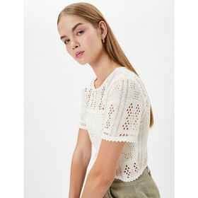 Koton 4SAL10008IK Ekru Ajurlu Crop Kadın T-shirt
