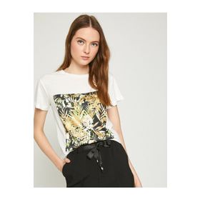 Koton 8YAK13913EK Beyaz Kadın T-Shirt