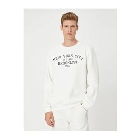 KOTON Erkek 4WAM70163MK Bisiklet Yaka Uzun Kollu Slogan Baskılı Sweatshirt, Beyaz (000), S