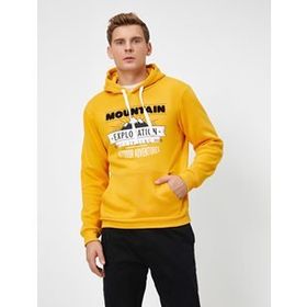 Koton Erkek Ekru Kapüşonlu Yazili Baskili Kanguru Cepli Uzun Kollu Sweatshirt 1KAM71314CK