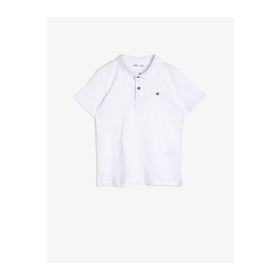Koton Kids Erkek Beyaz Polo Yaka Pamuklu Kumas Dügmeli Gögüste Dügmeli Cepli Kisa Kollu Tisört 0YKB16381OK