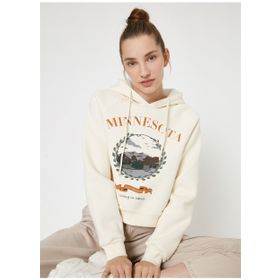 Koton TYC00057229912 Ekru Kapüsonlu Yazili Baskili Crop Kadın Sweatshirt