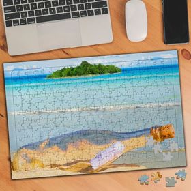 KS699271 Mavi Deniz Kıyaya Vurmuş Şişe 240 Parça Puzzle Yapboz