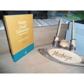 KURGU HEDEF TAHTASINDA EDEBİYATIN SAVUNUSU - GREGORY JUSDANIS