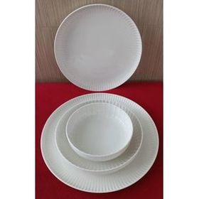 Kütahya Porselen Bone Crest Sade 24 Parça Yemek Takımı