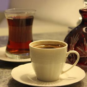 Kütahya Porselen Bone İlay 18 Parça Kahve Seti