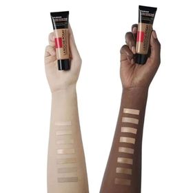 La Roche-Posay Toleriane Fluide Correcteur Şeffaf 30 ml SPF25 Yüksek Kapatıcı Fondöten