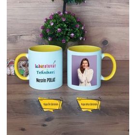 Laboratuvar Teknikeri Sarı Kupa Bardak