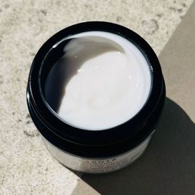 Labote Paris Anti-Aging ve Leke Karşıtı 30 ml Nemlendirici Yüz Kremi