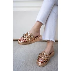 Laminta Manje Bronz Püskül Detaylı 4 cm Kalın Tabanlı Kadın Terlik