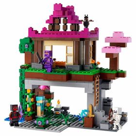 Lego 21183 Minecraft Eğitim Alanı