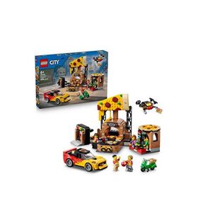 LEGO City 60496 Araçlarla Pizza Dağıtım Deneyimi 6+ Yaş 494 Parça