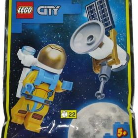 Lego City 952205 Sally Stardust's Satellite