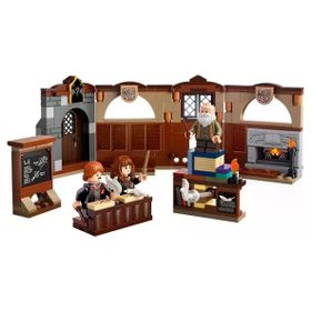 Lego Harry Potter Hogwarts Şatosu Tılsım Dersi