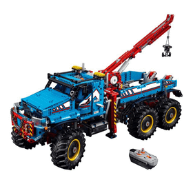 Lego Technic 6x6 Çekici Arazi Kamyonu W42070