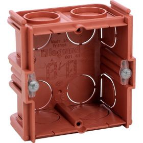Legrand 080141 Batibox Birleştirilebilen 40 mm Derinlik Kare Tekli Buat