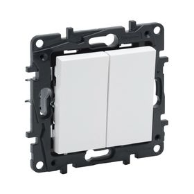 Legrand 3414971104631 768106 Raventi Beyaz Komütatör