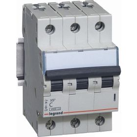 Legrand 403696 XG3 C Tipi 3x50 Amper 6 kA Otomatik Sigorta
