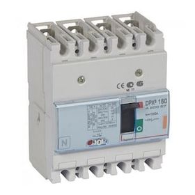 Legrand 420057 Dpx 160 160 A 4 Kutuplu 25 kA Ayar Sahalı Kompakt Şalter