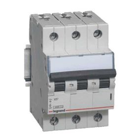 Legrand 433697 3x63A 6 kA C Tipi XG6 Otomatik Sigorta